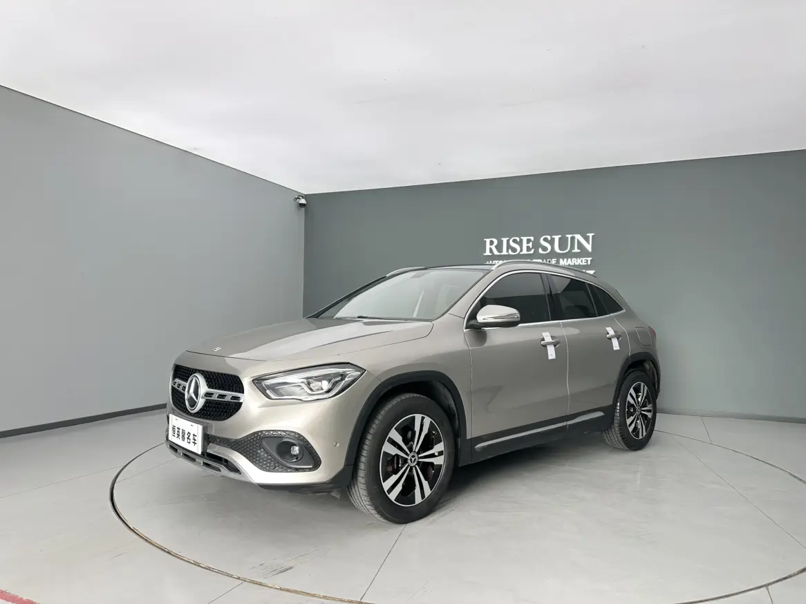 Mercedes-Benz GLA  из Китая