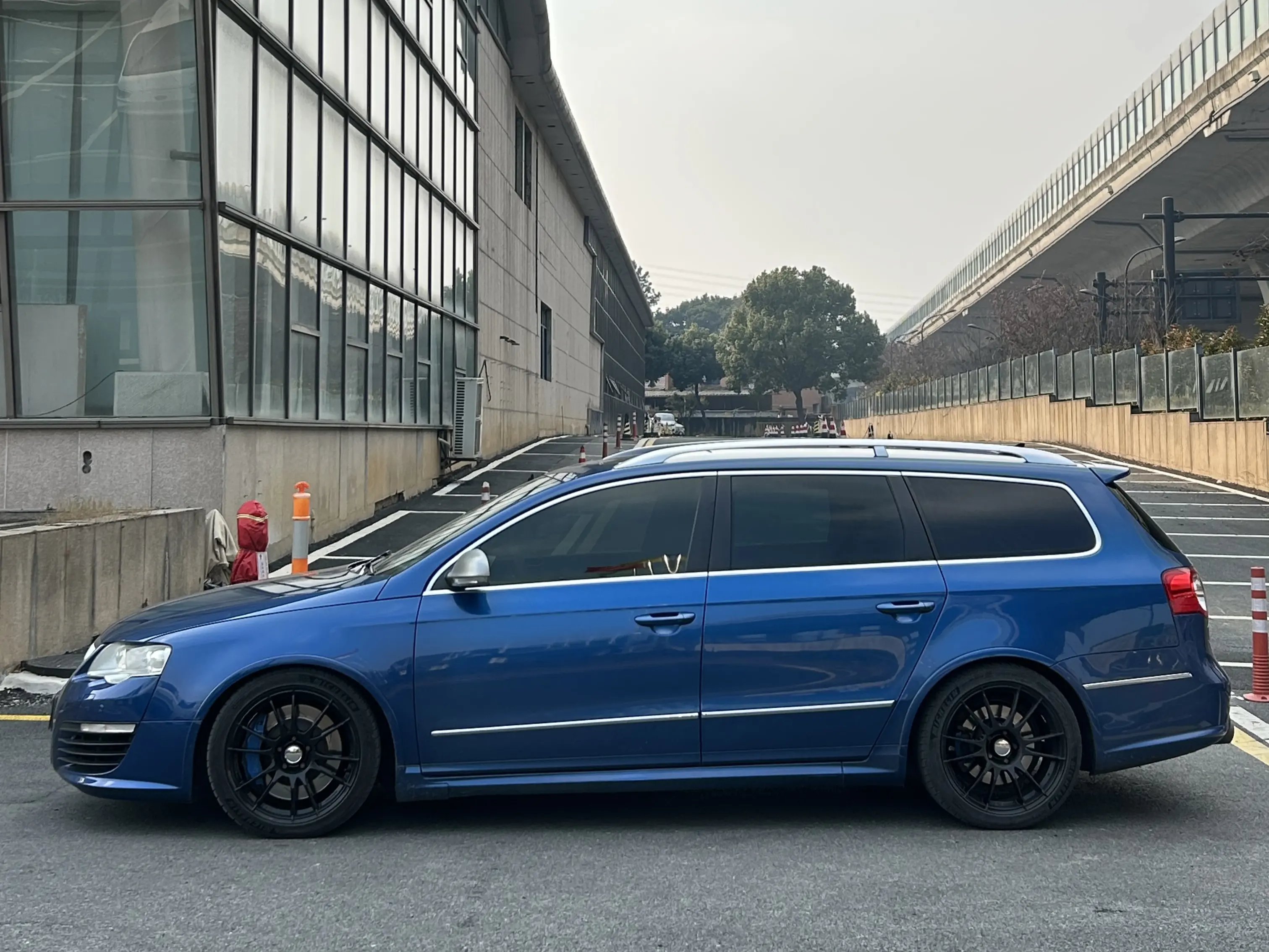 Volkswagen Passat  из Китая