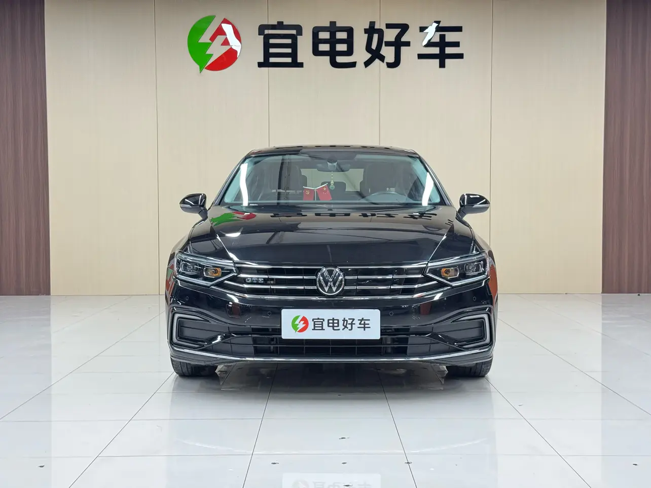 Volkswagen Magotan GTE  из Китая