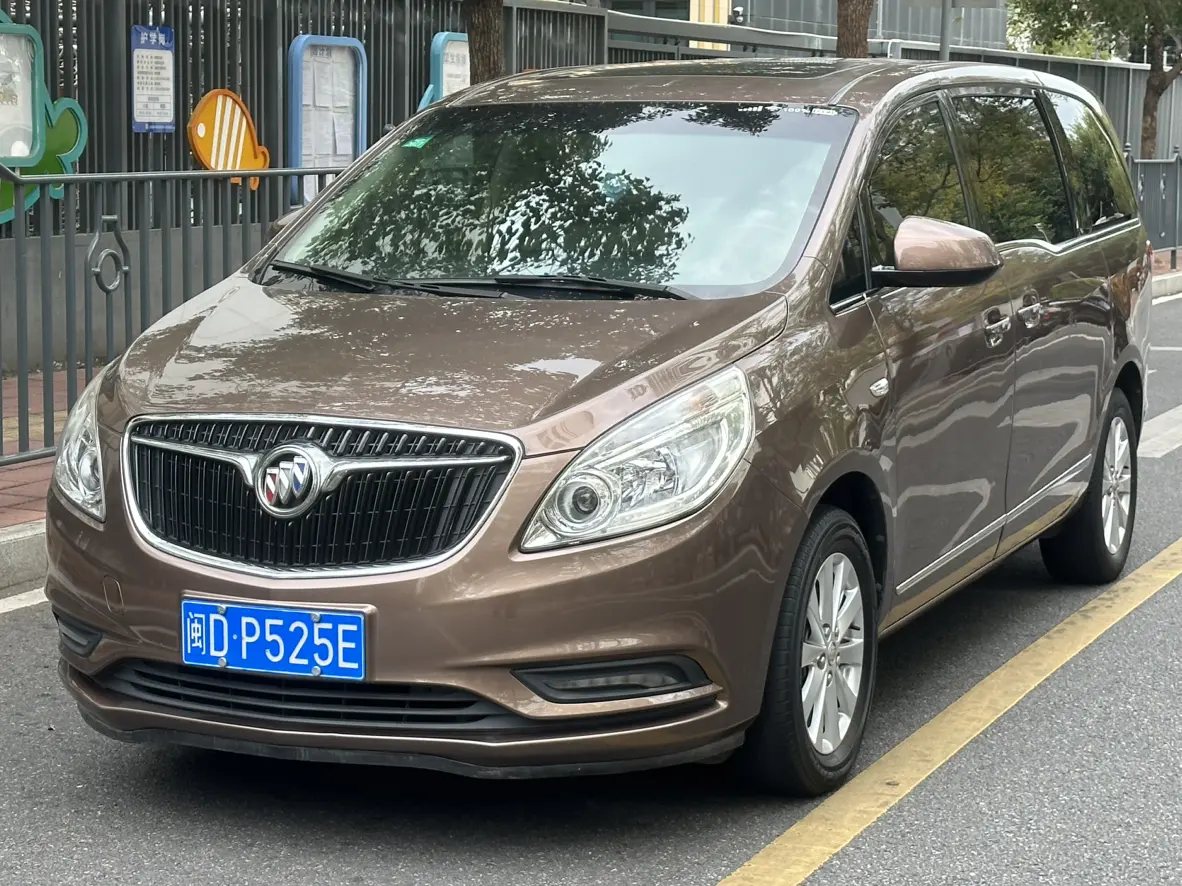 Buick GL8  из Китая