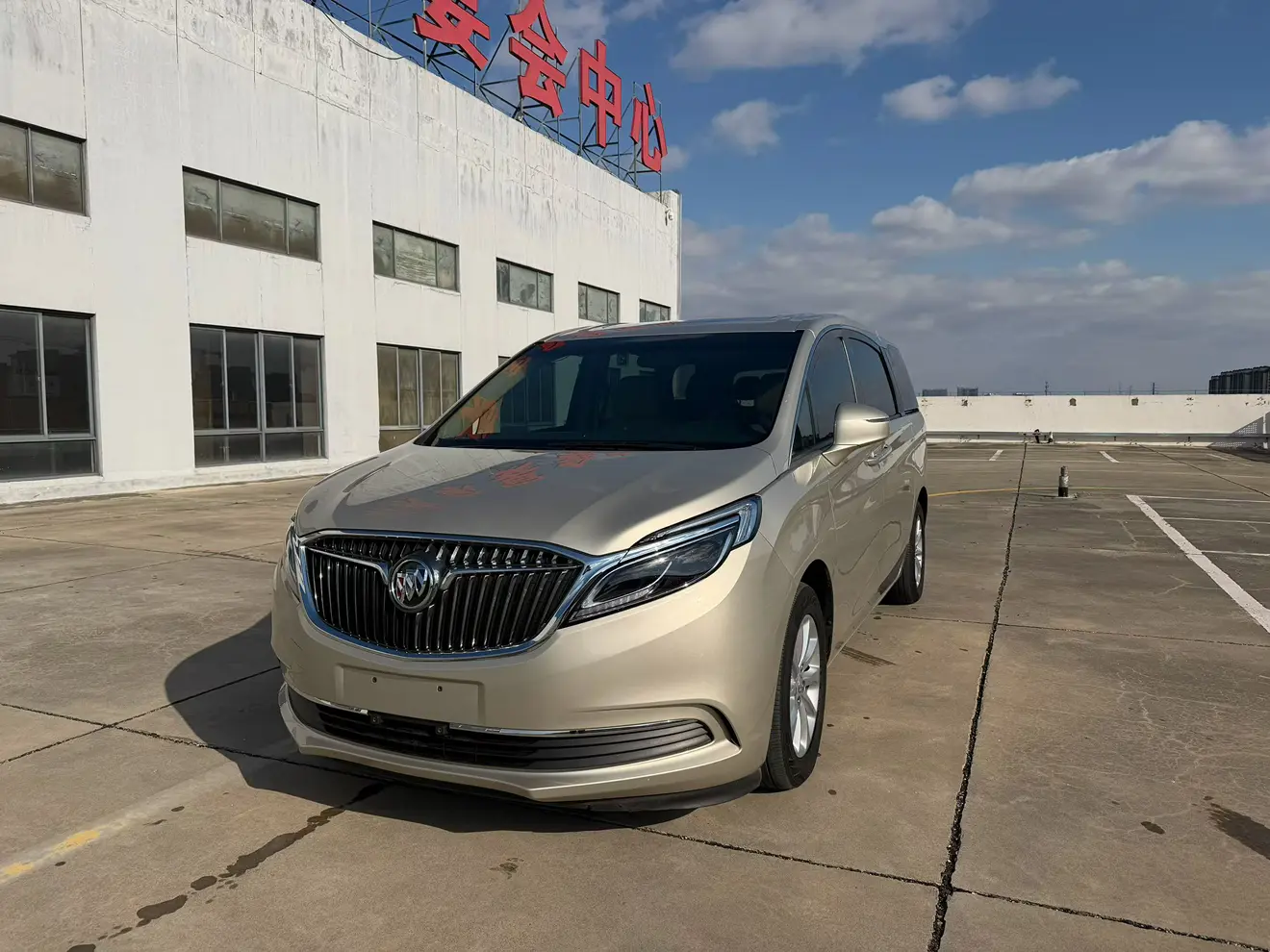 Buick GL8  из Китая