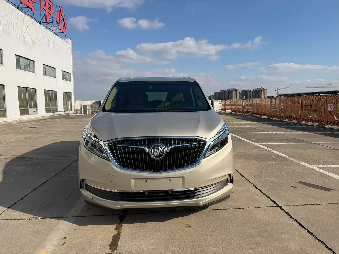 Buick GL8  из Китая