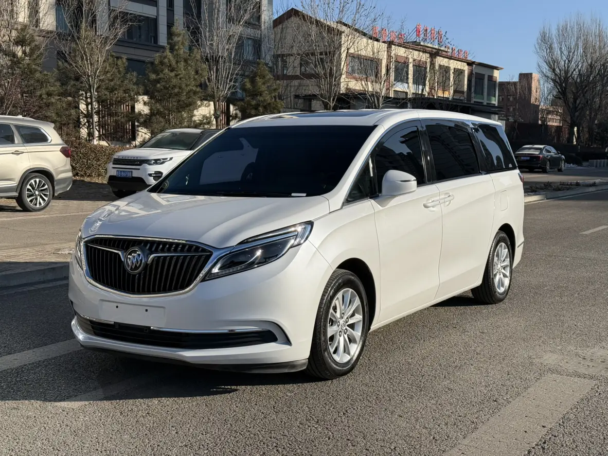 Buick GL8  из Китая
