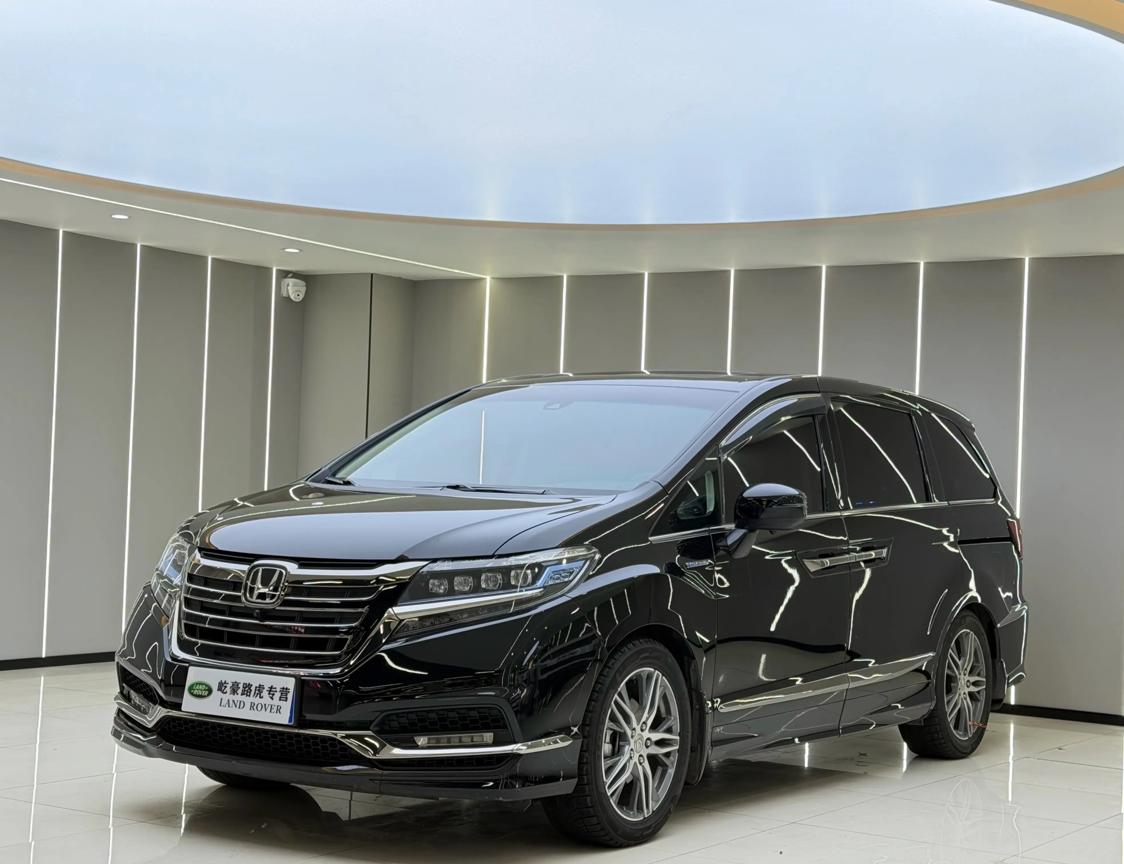 Honda Elysion (Alison)  из Китая