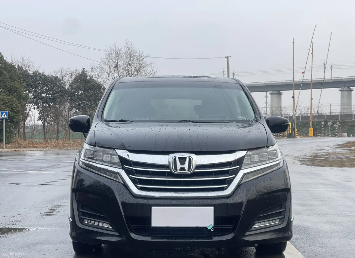 Honda Elysion (Alison)  из Китая