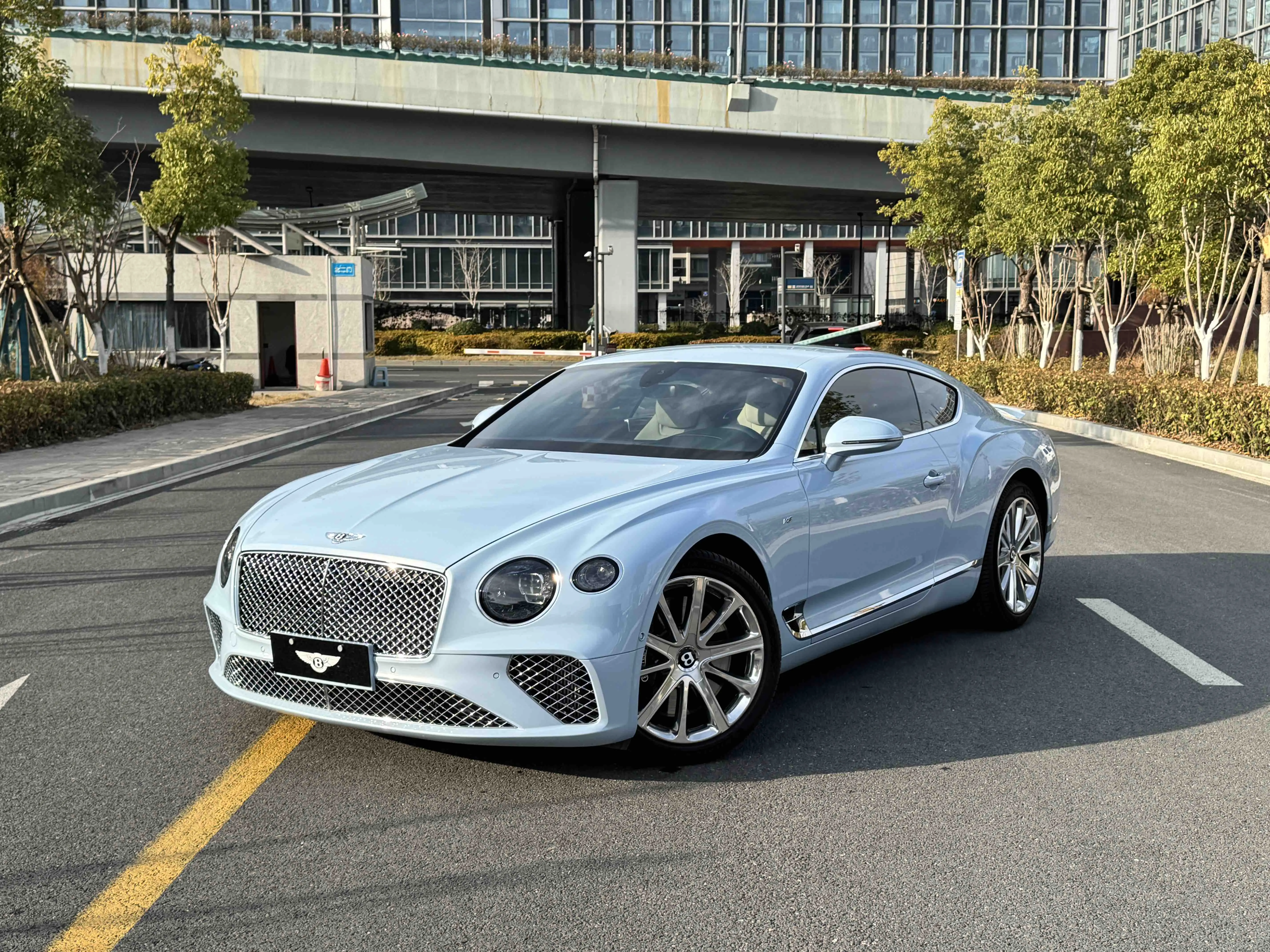 Bentley Continental  из Китая