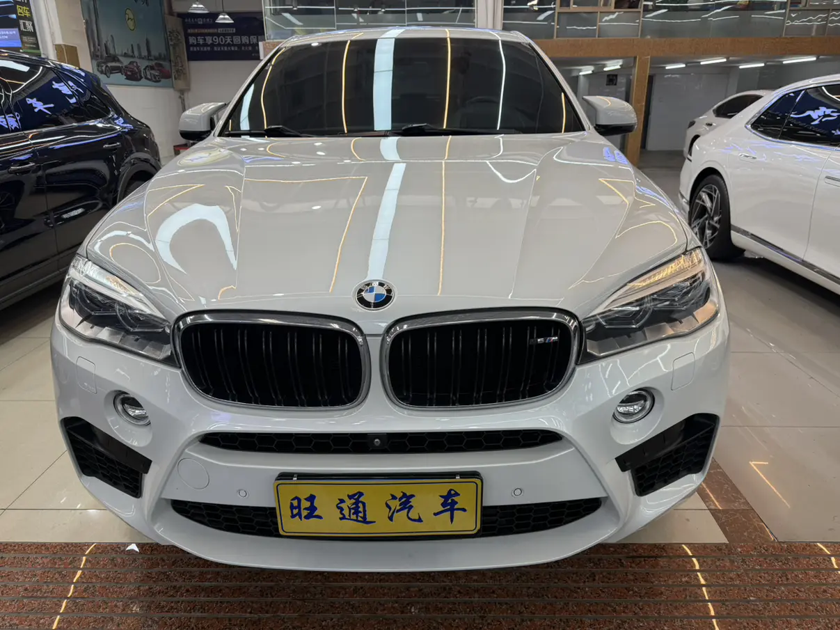 BMW X6 M  из Китая