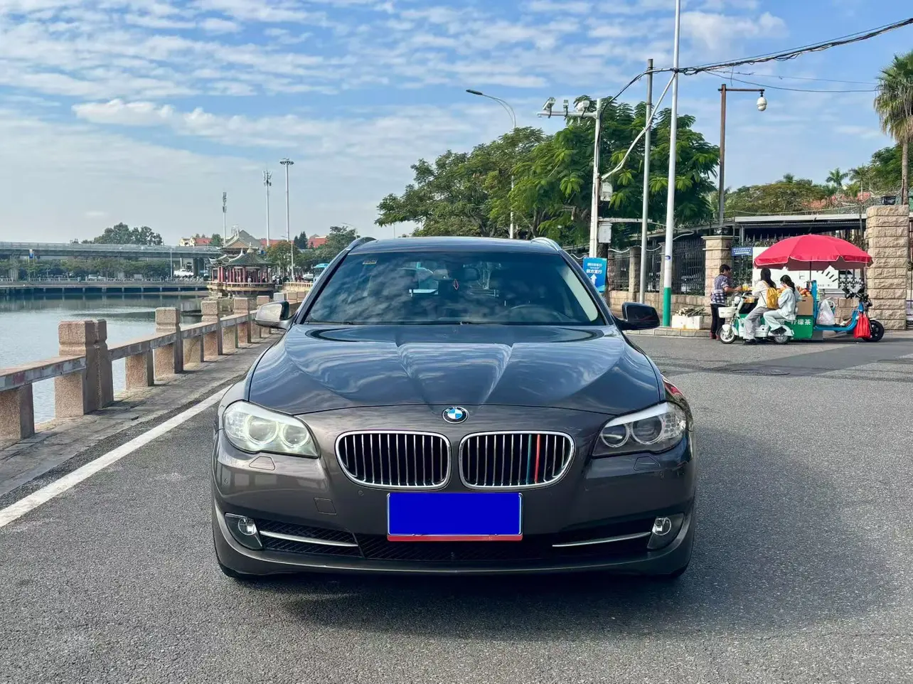 BMW 5 Series  из Китая