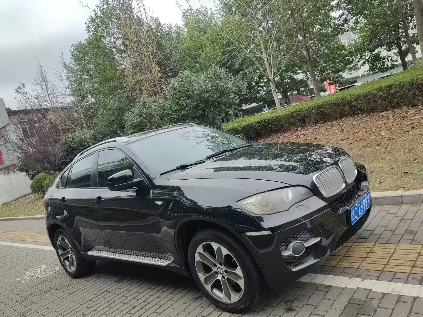 BMW X6  из Китая