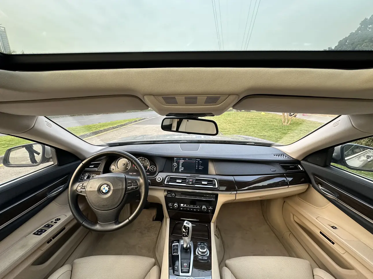 BMW 7 Series  из Китая