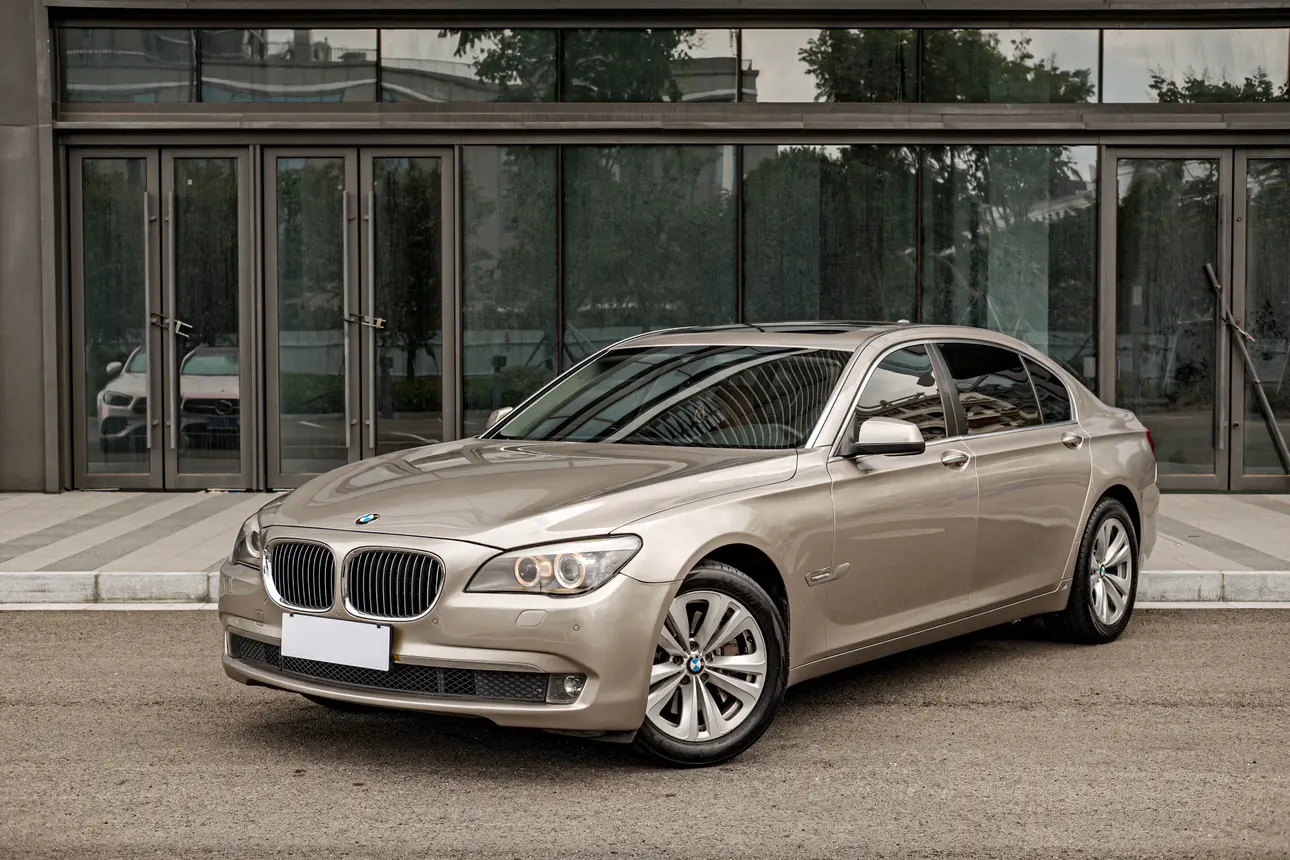 BMW 7 Series  из Китая