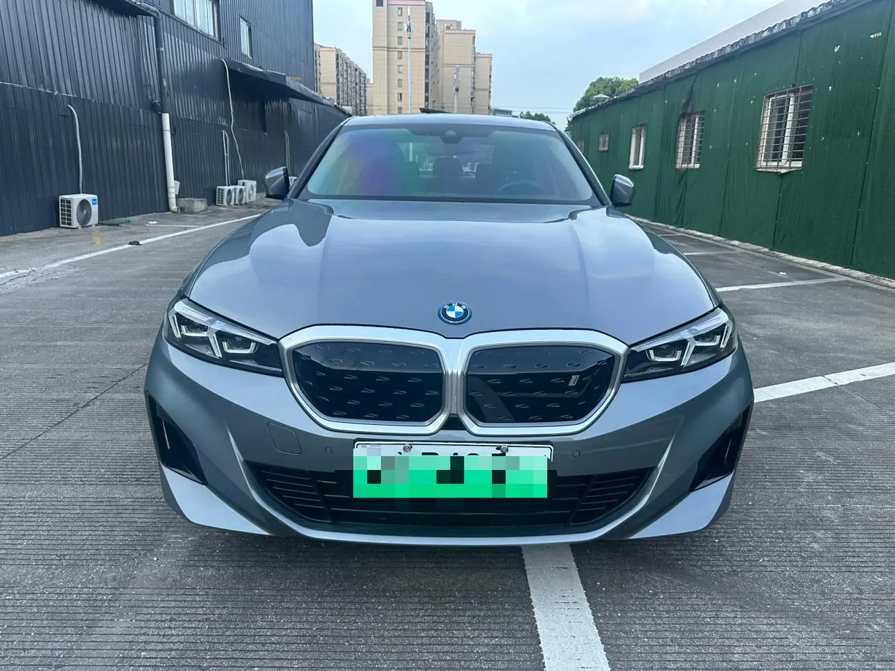 BMW i3  из Китая