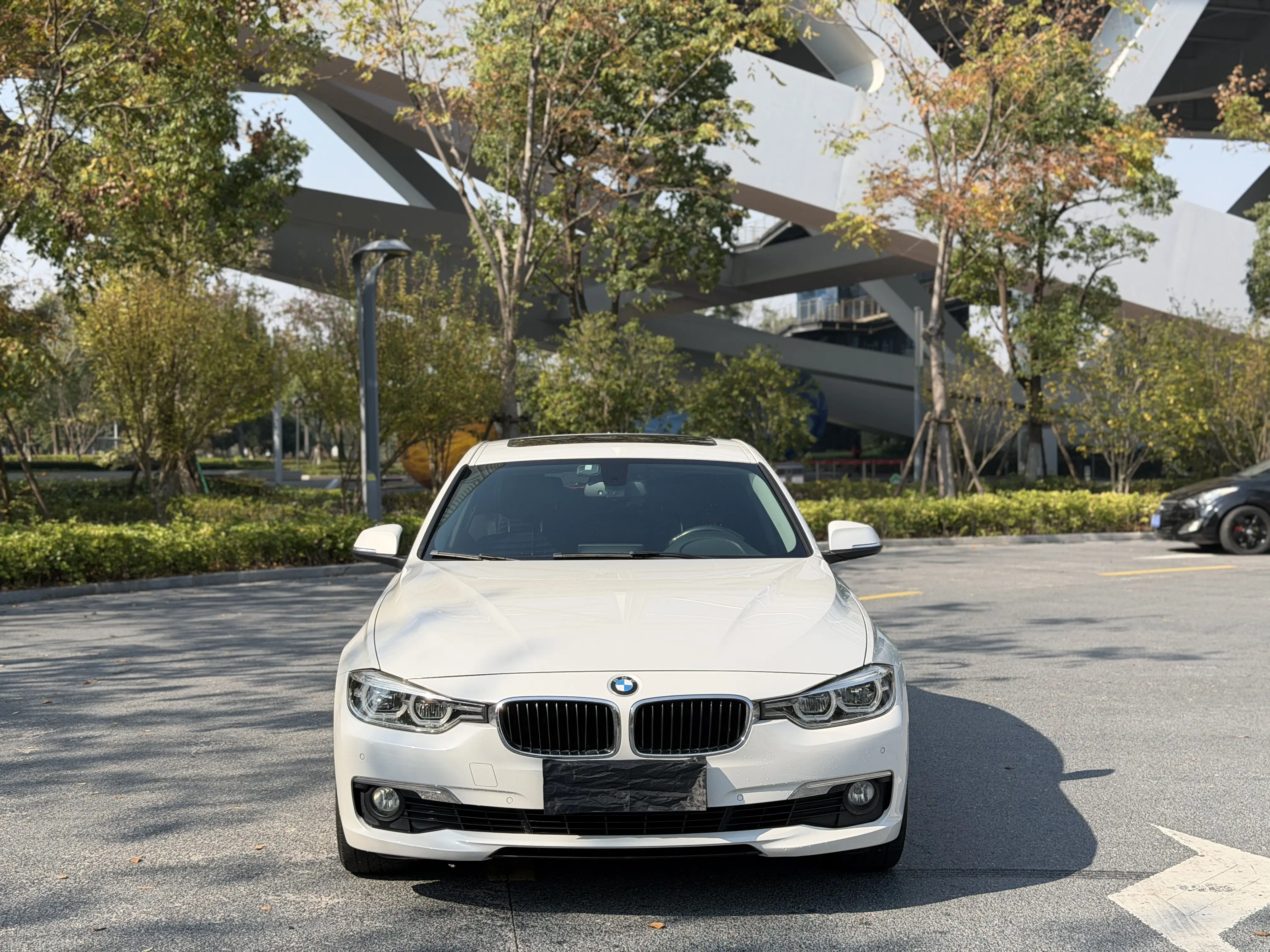 BMW 3 Series  из Китая