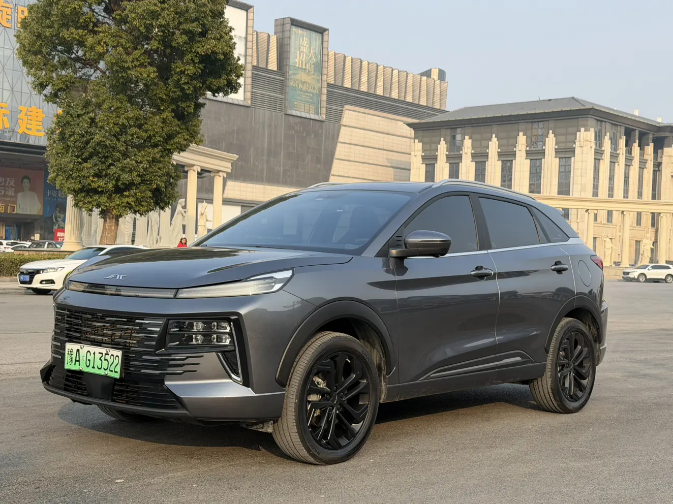 Jianghuai JAC QX PHEV  из Китая