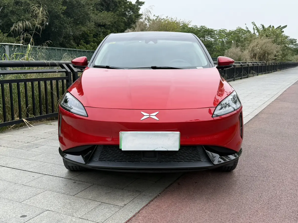 Xpeng G3  из Китая