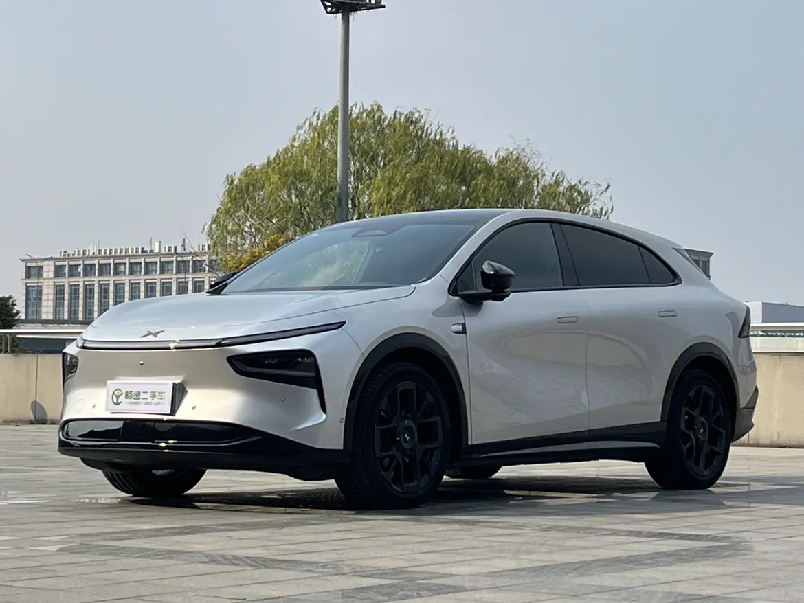 Xpeng G7  из Китая