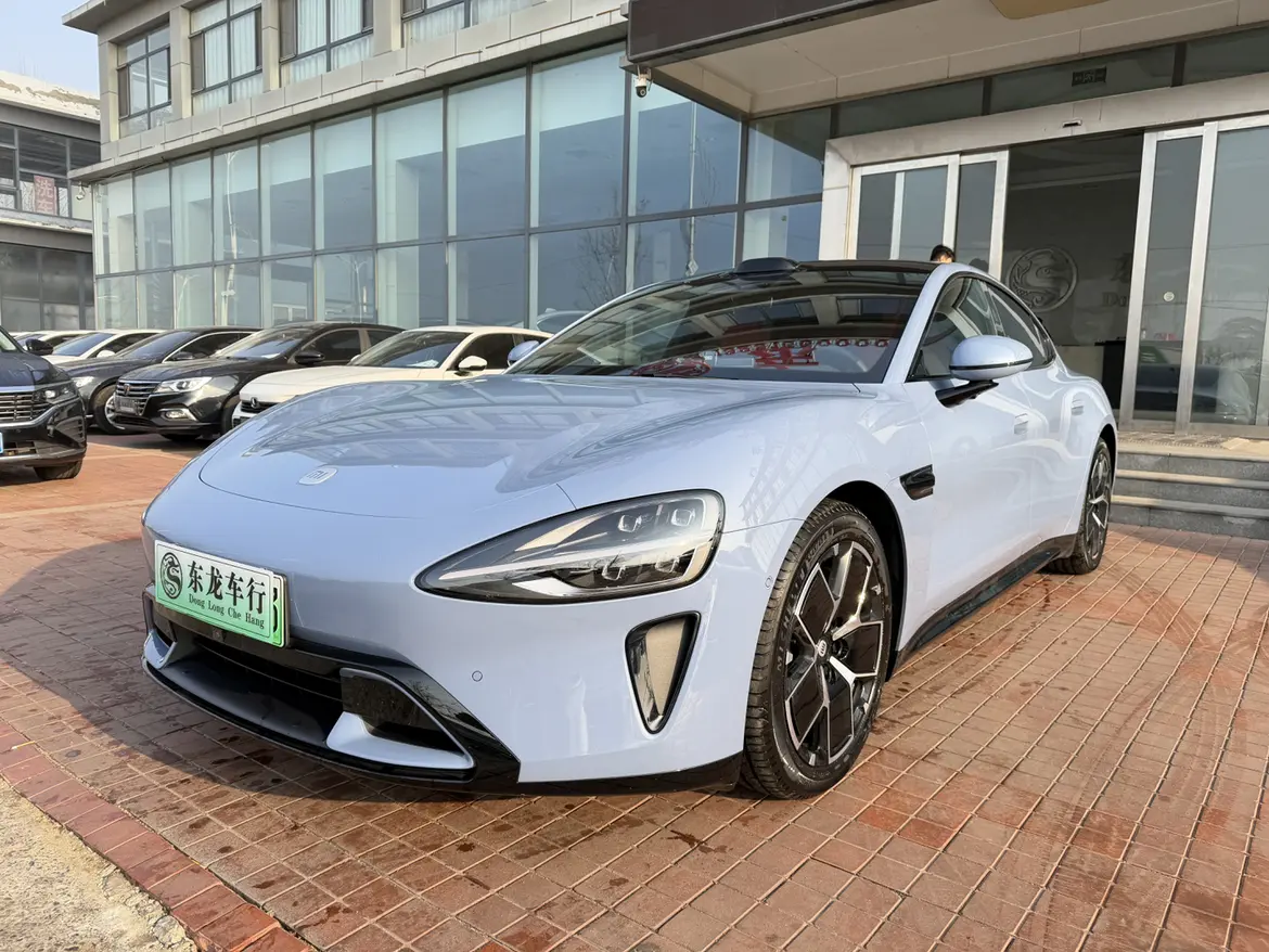 Xiaomi car Xiaomi SU7  из Китая