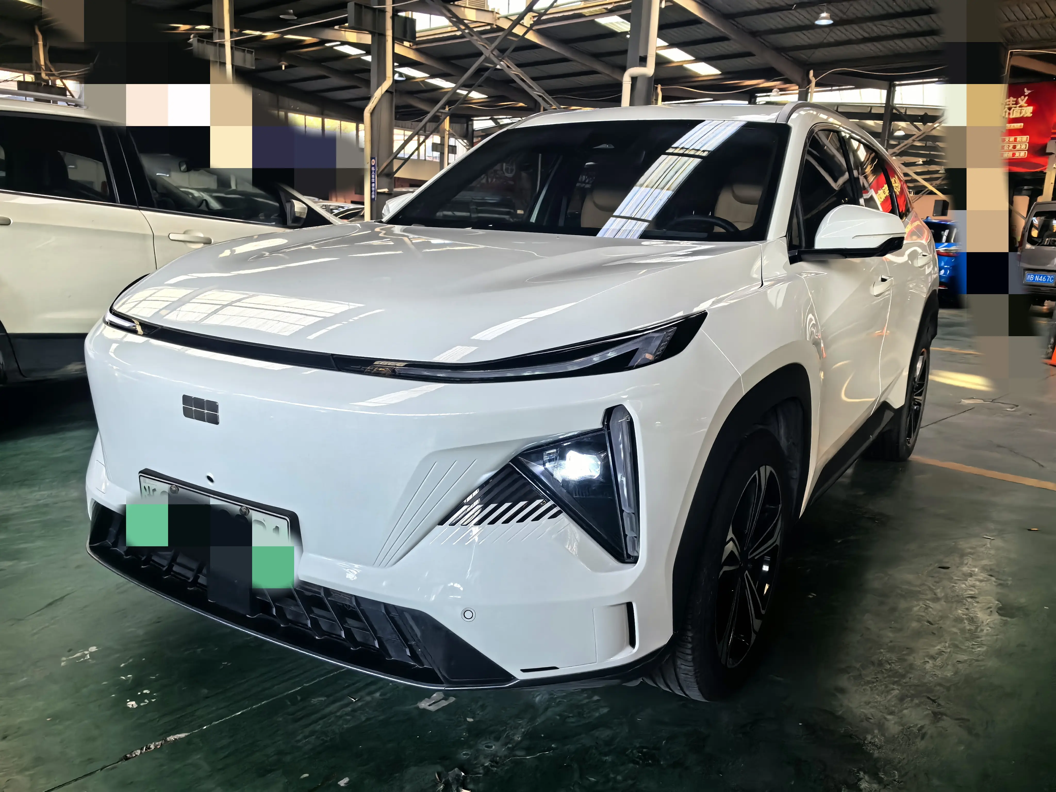 Geely Galaxy L7  из Китая