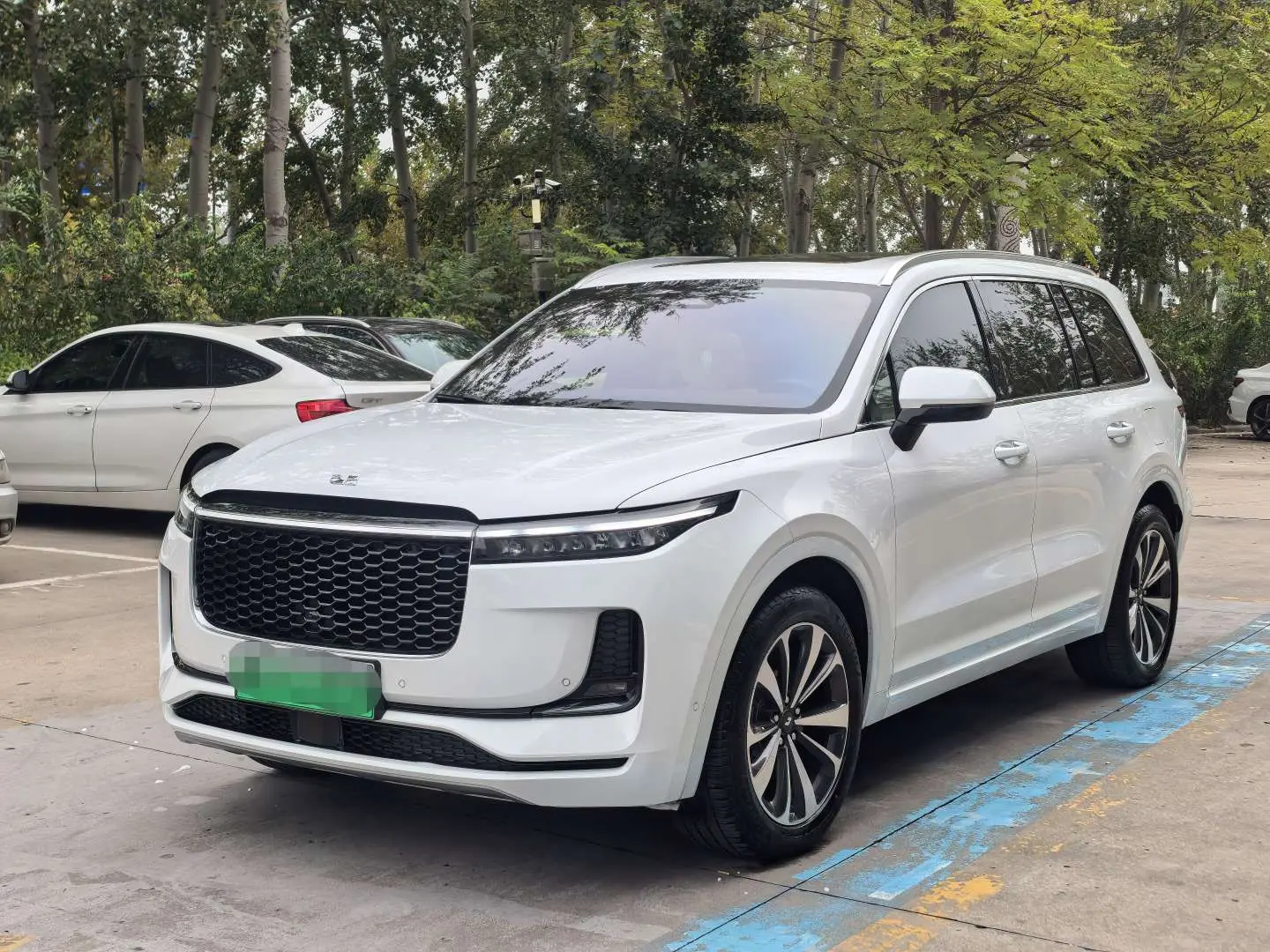 Li ONE (Ideal ONE)  из Китая