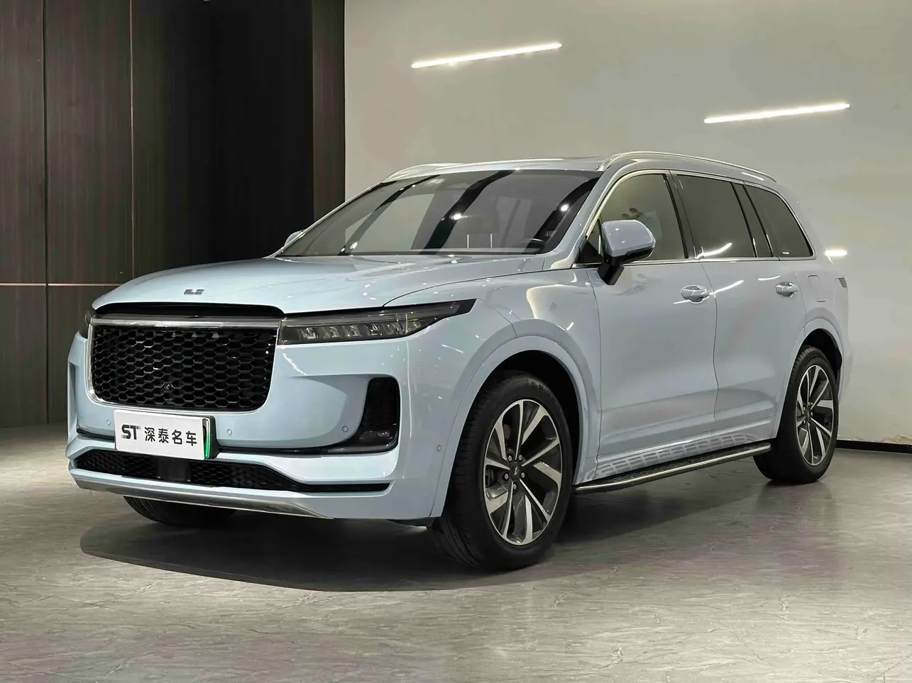 Li ONE (Ideal ONE)  из Китая