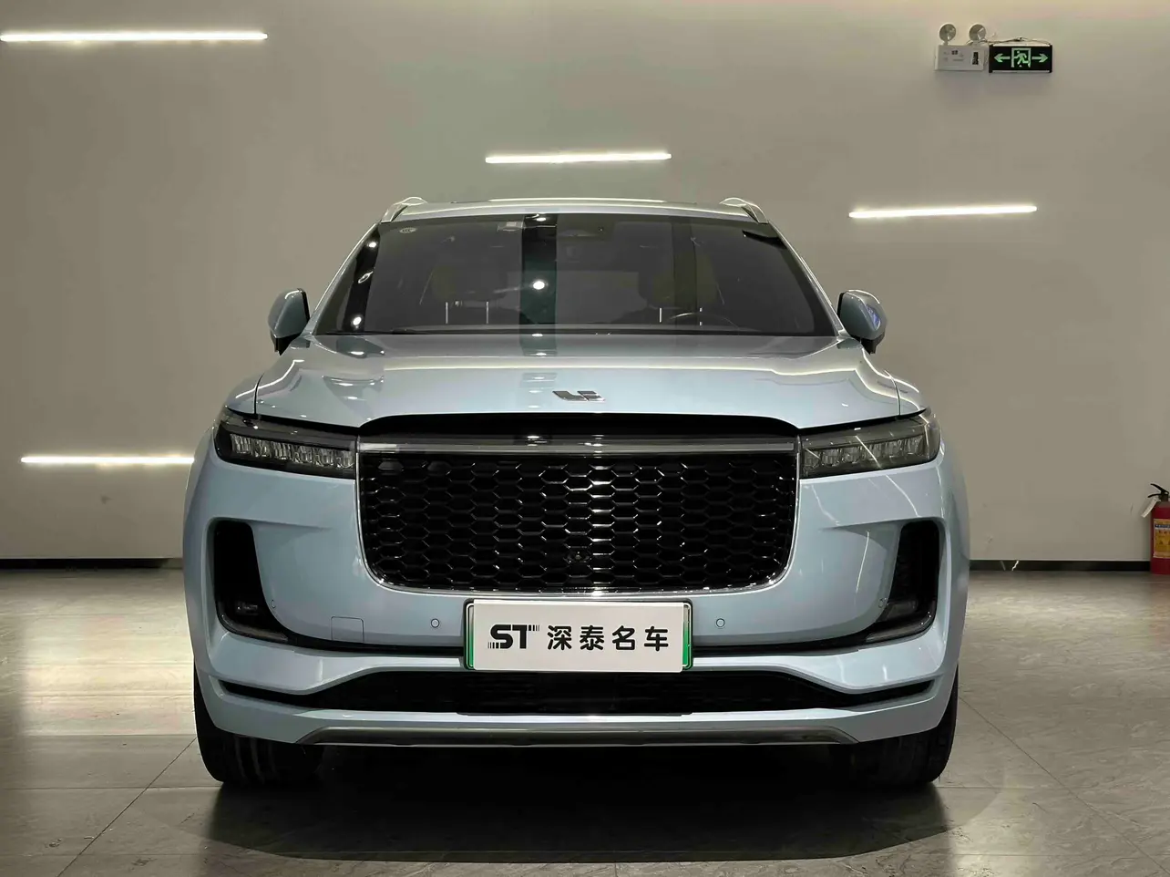 Li ONE (Ideal ONE)  из Китая