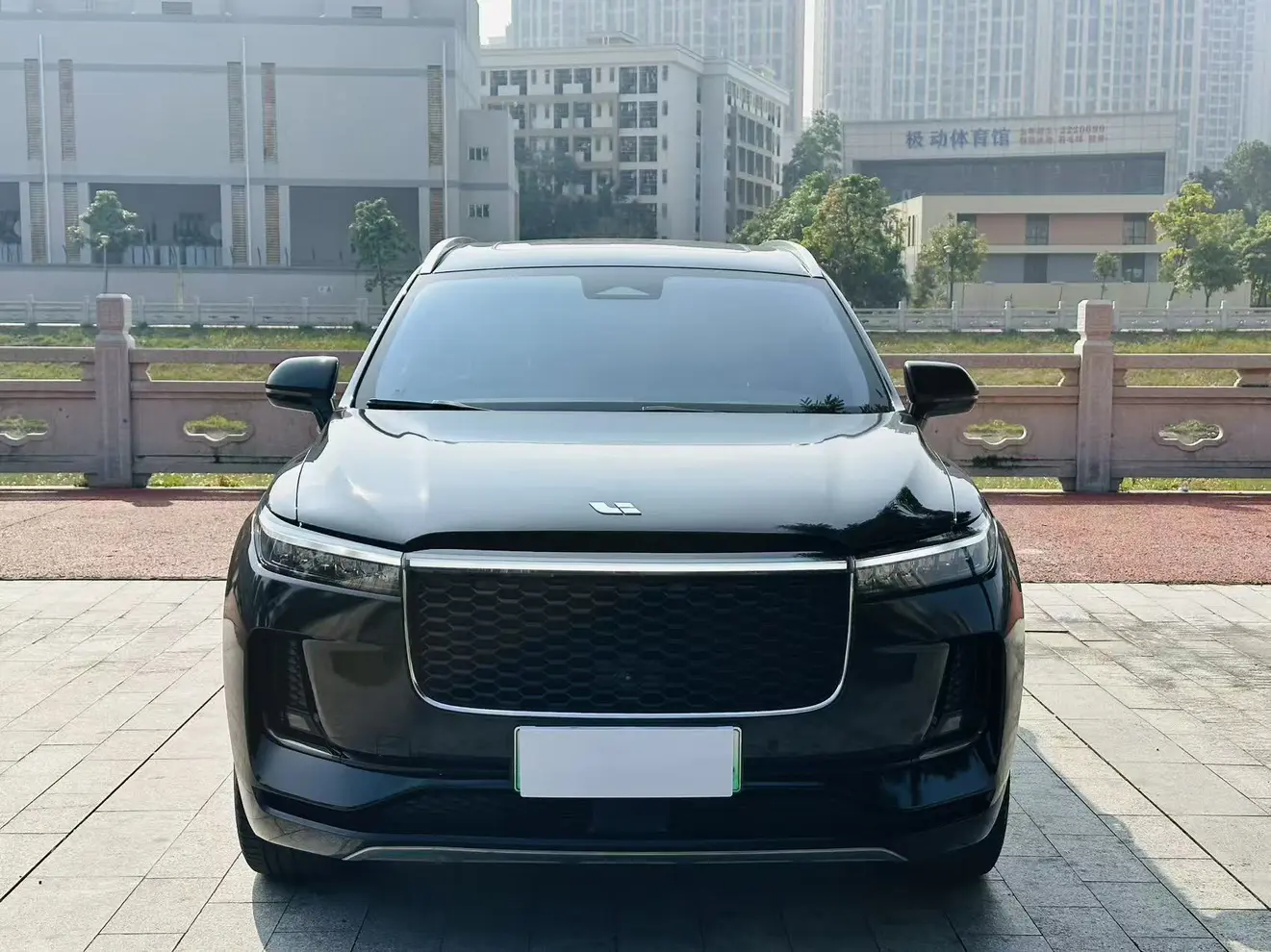 Li ONE (Ideal ONE)  из Китая