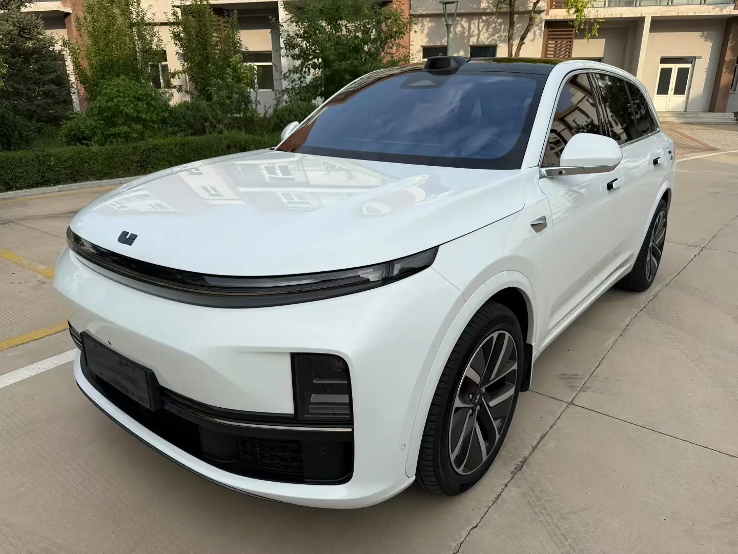 Li L7 (Ideal L7)  из Китая