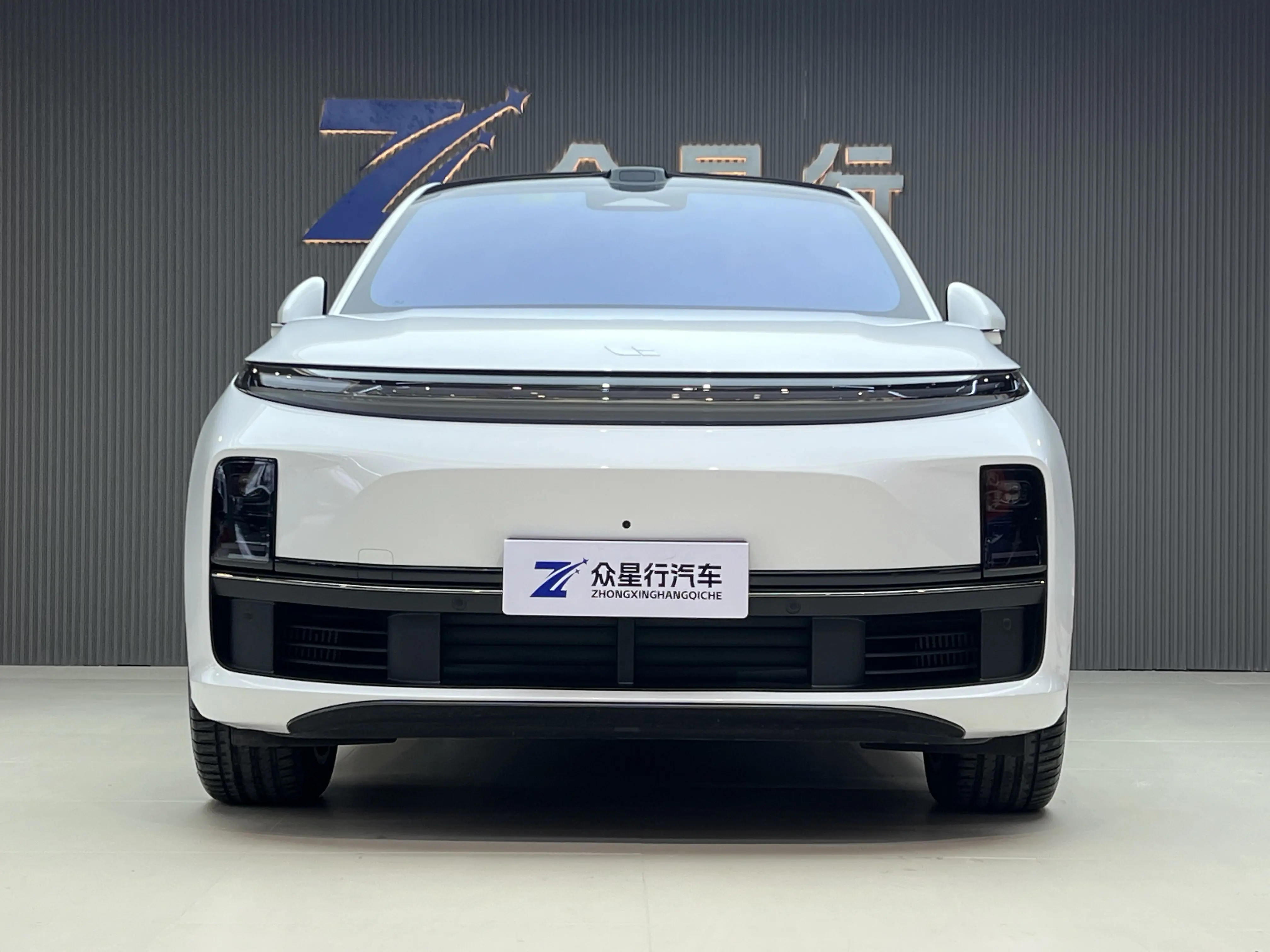 Li L7 (Ideal L7)  из Китая