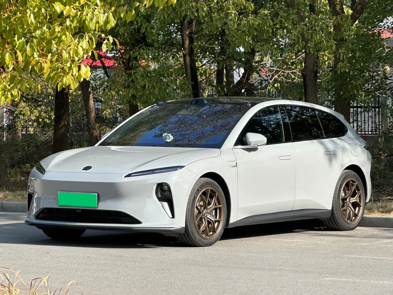 NIO ET5T  из Китая