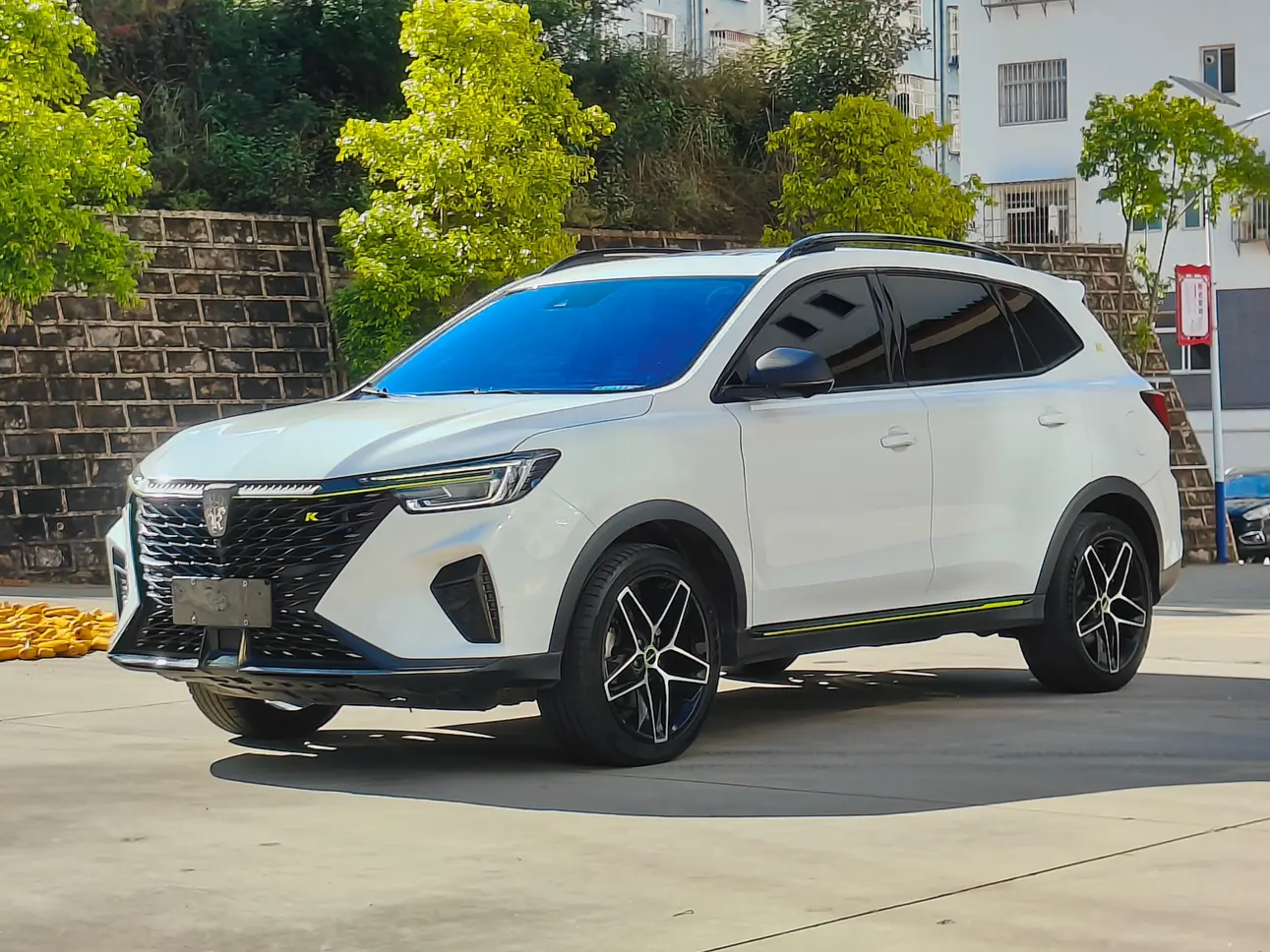 Roewe RX5  из Китая