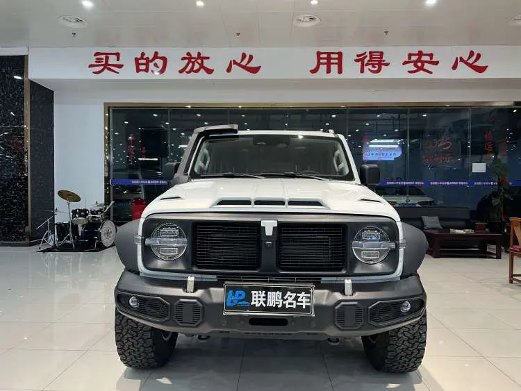 Tank 300  из Китая