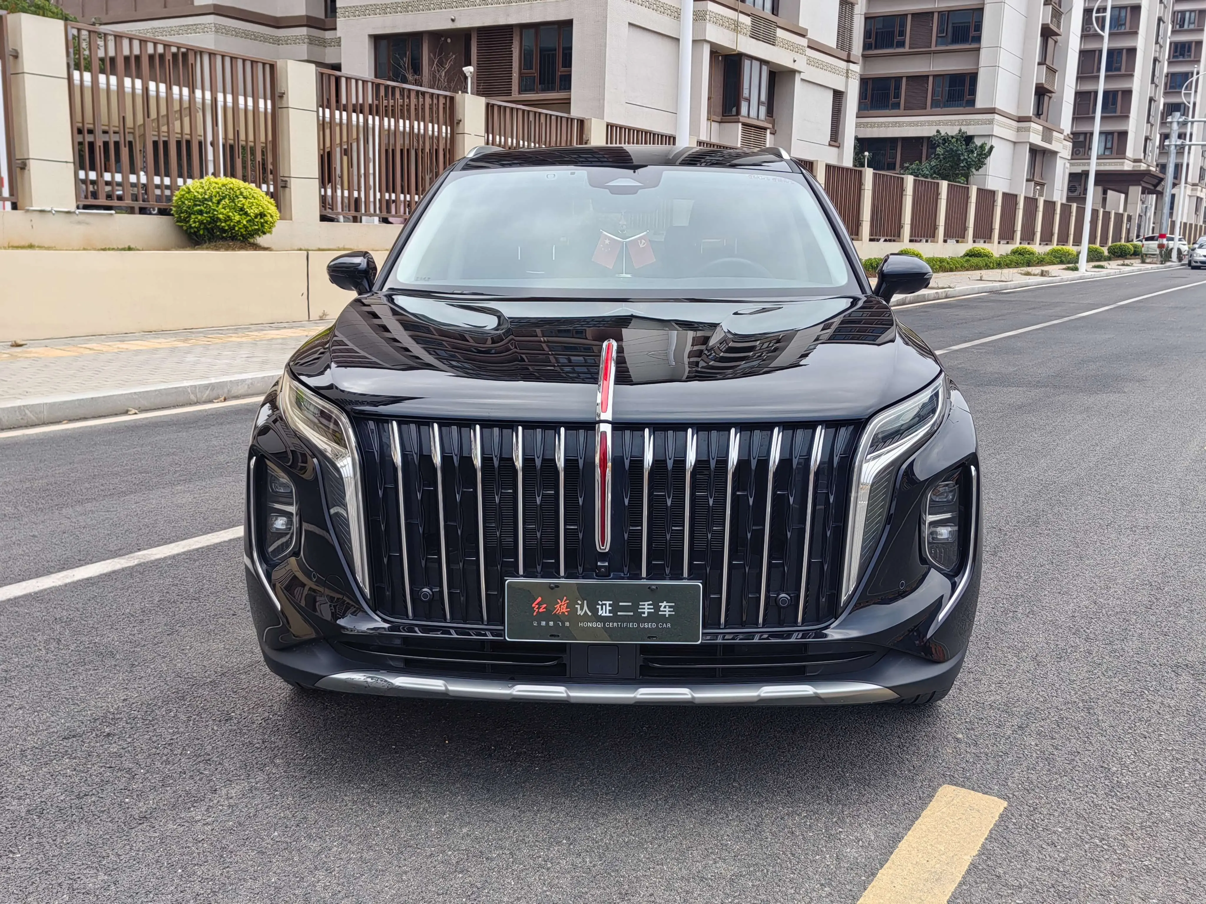 Hongqi HS7 PHEV  из Китая