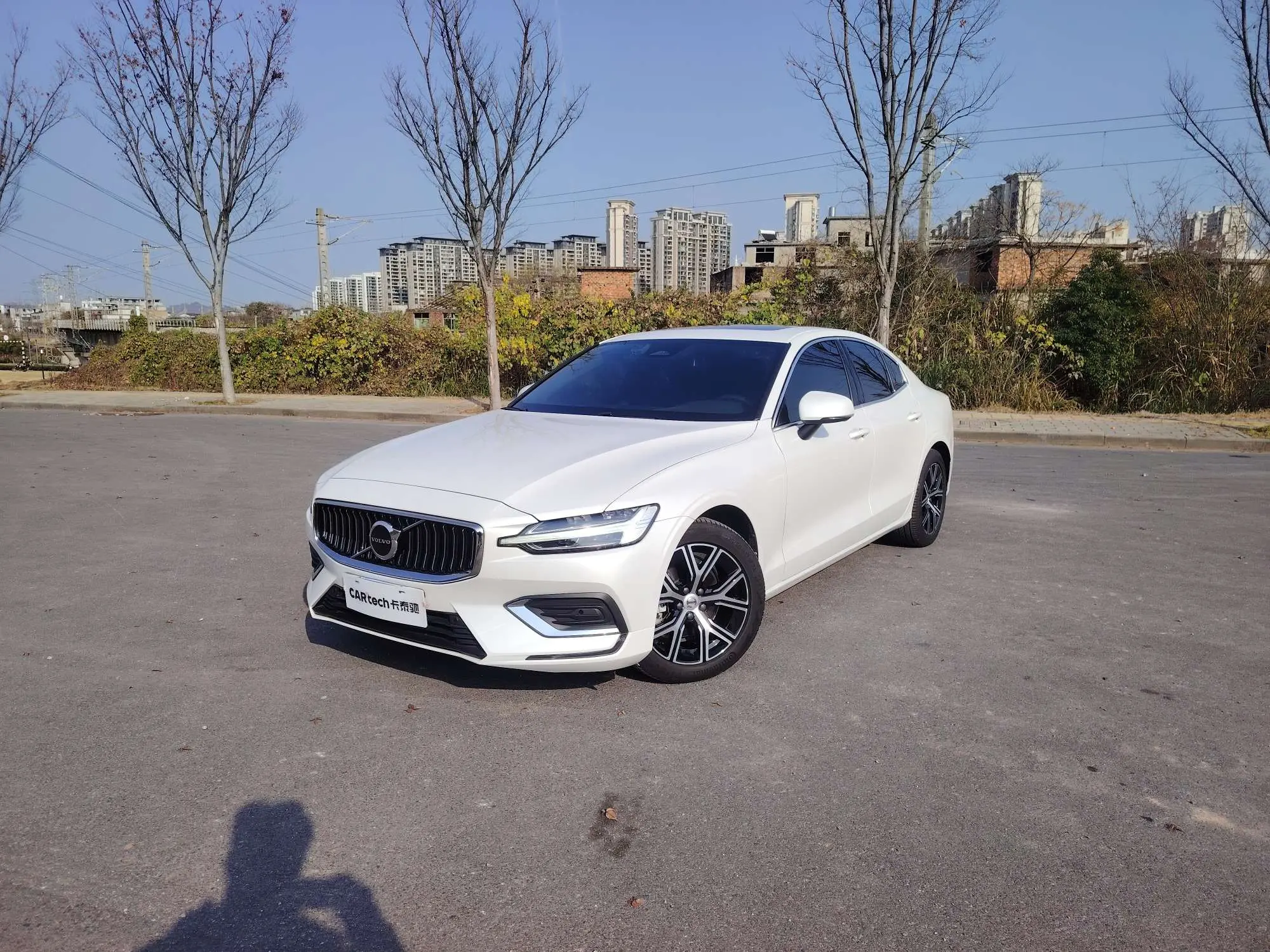 Volvo S60  из Китая