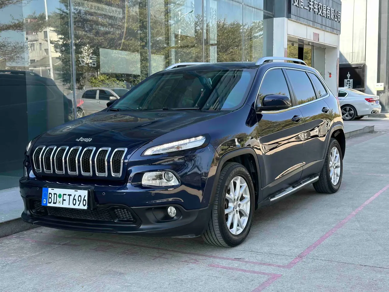 Jeep Cherokee  из Китая