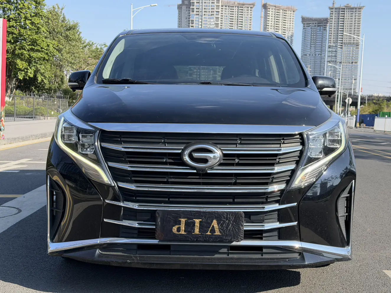 GAC Trumpchi M8  из Китая
