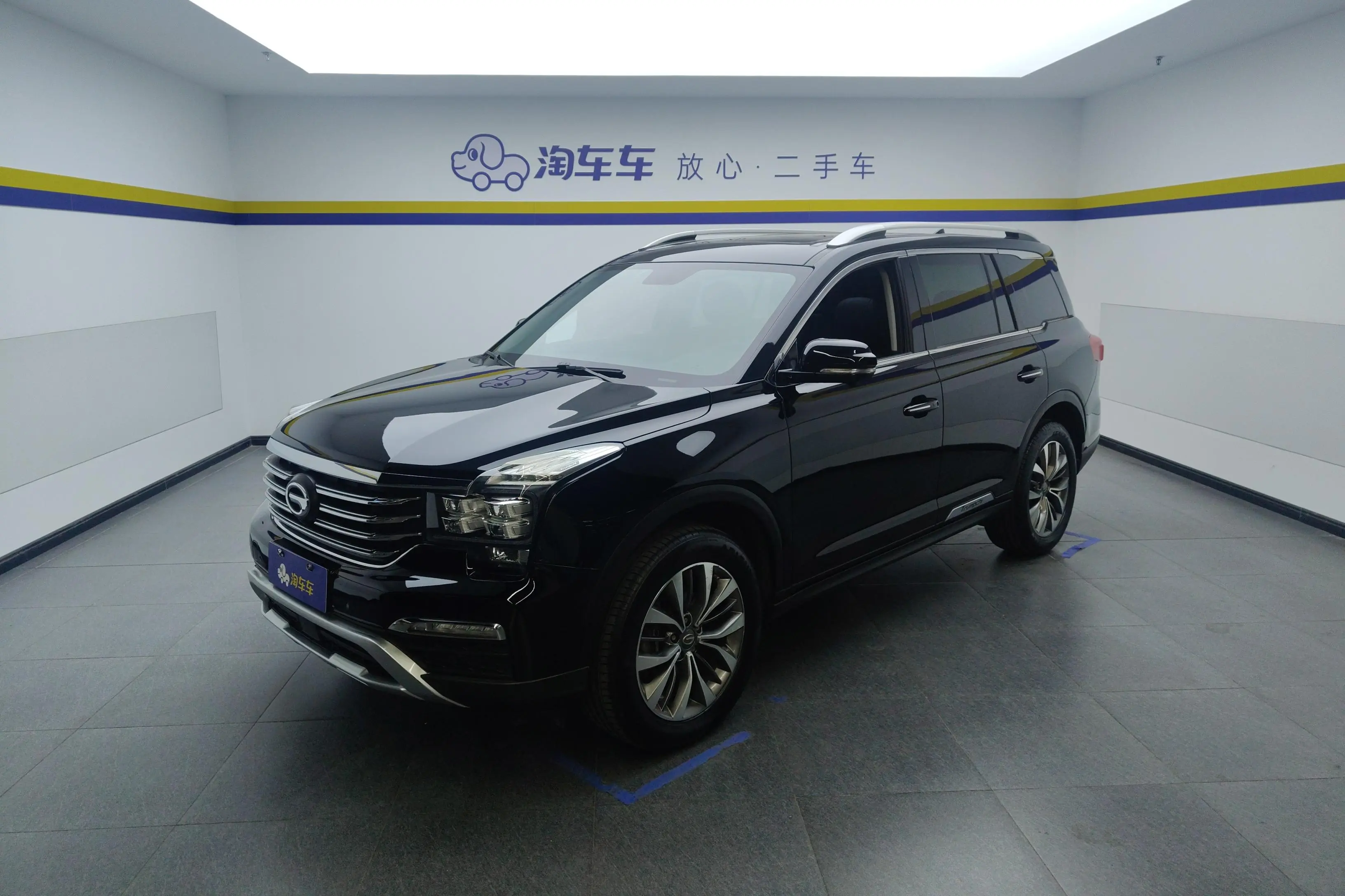 GAC Trumpchi GS8  из Китая