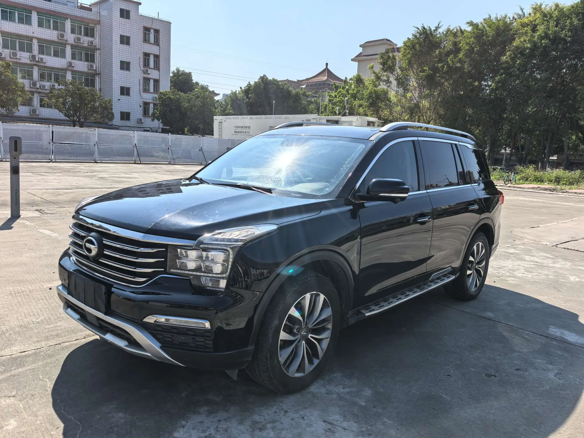 GAC Trumpchi GS8  из Китая