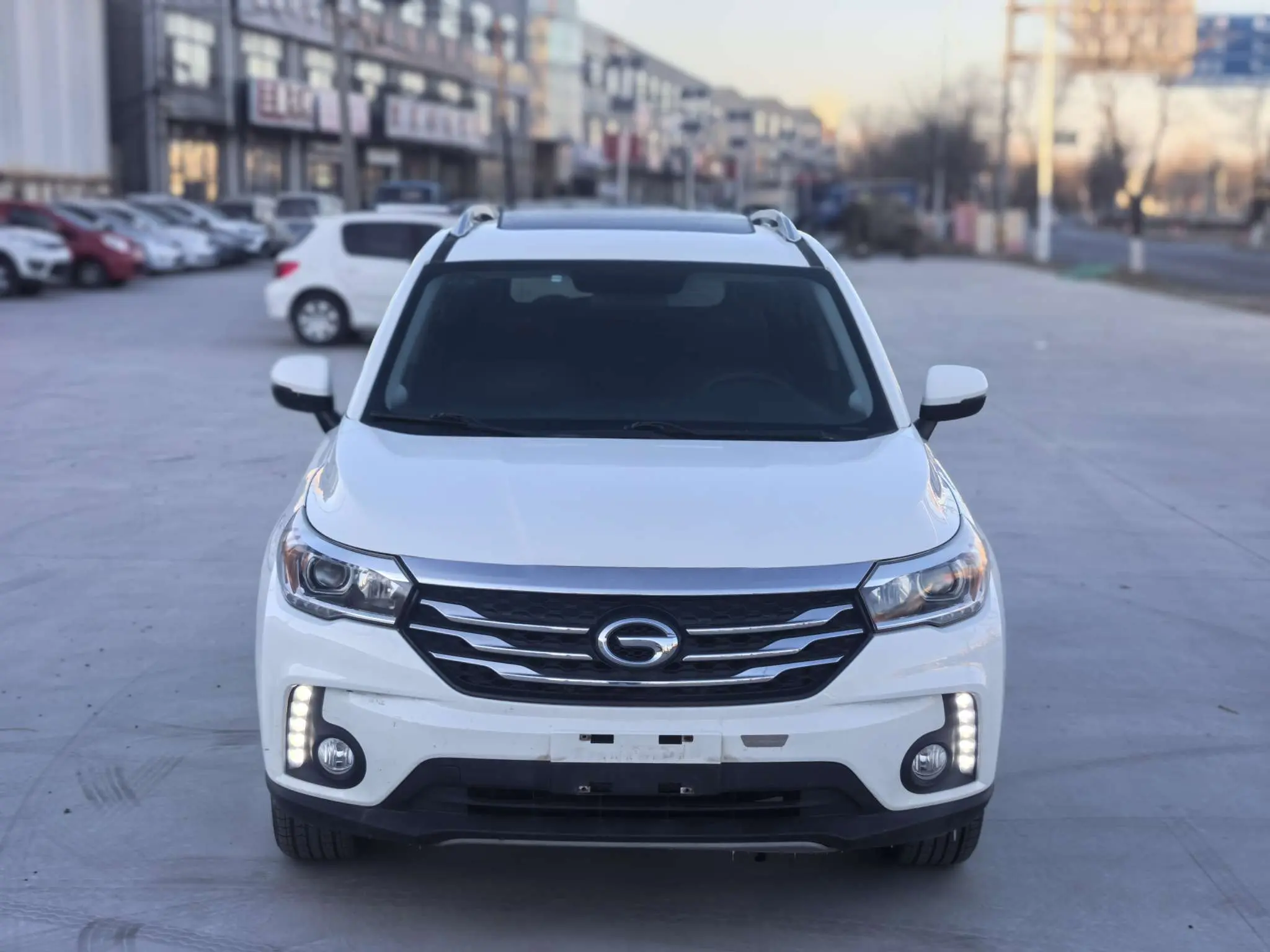 GAC Trumpchi GS4  из Китая