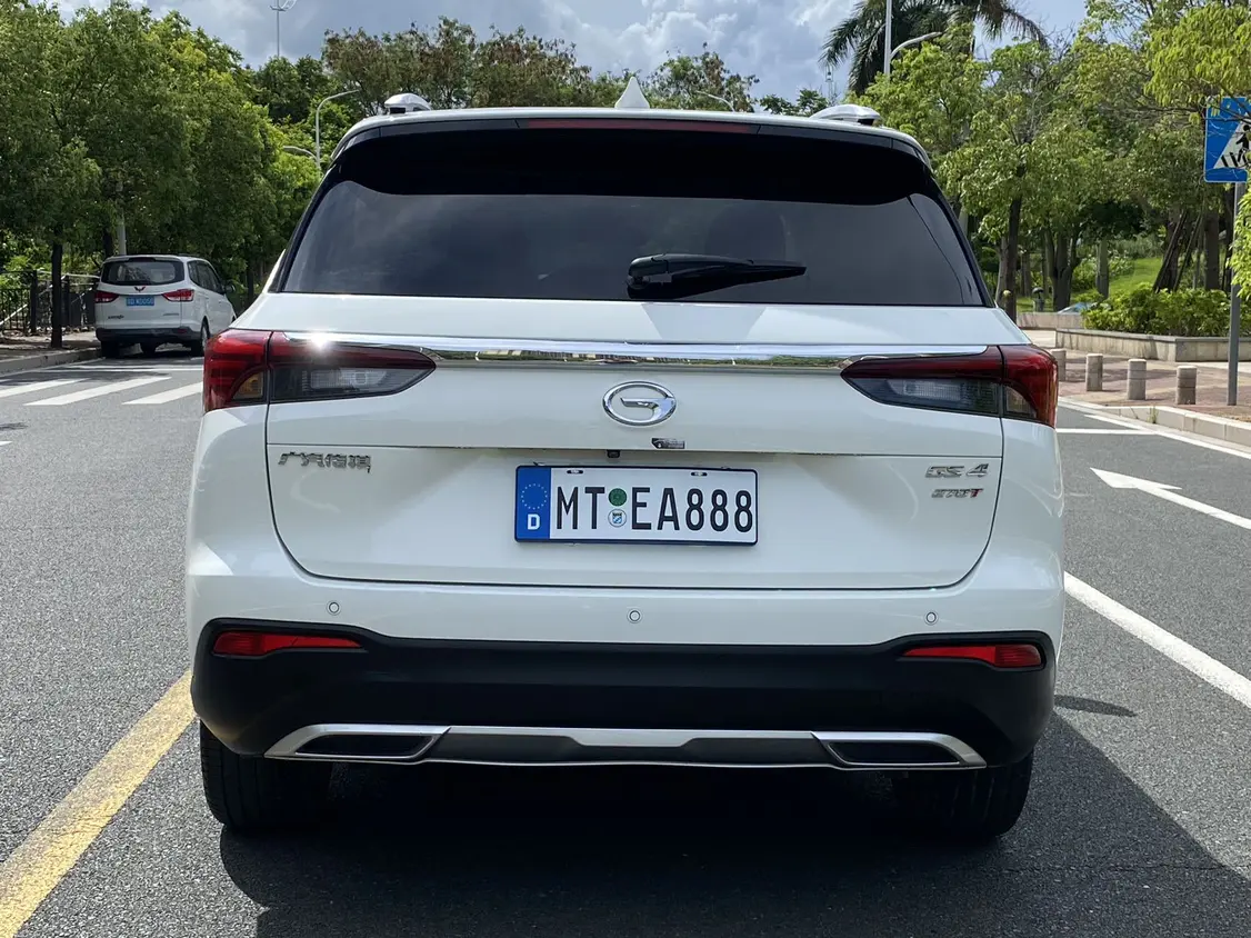 GAC Trumpchi GS4  из Китая