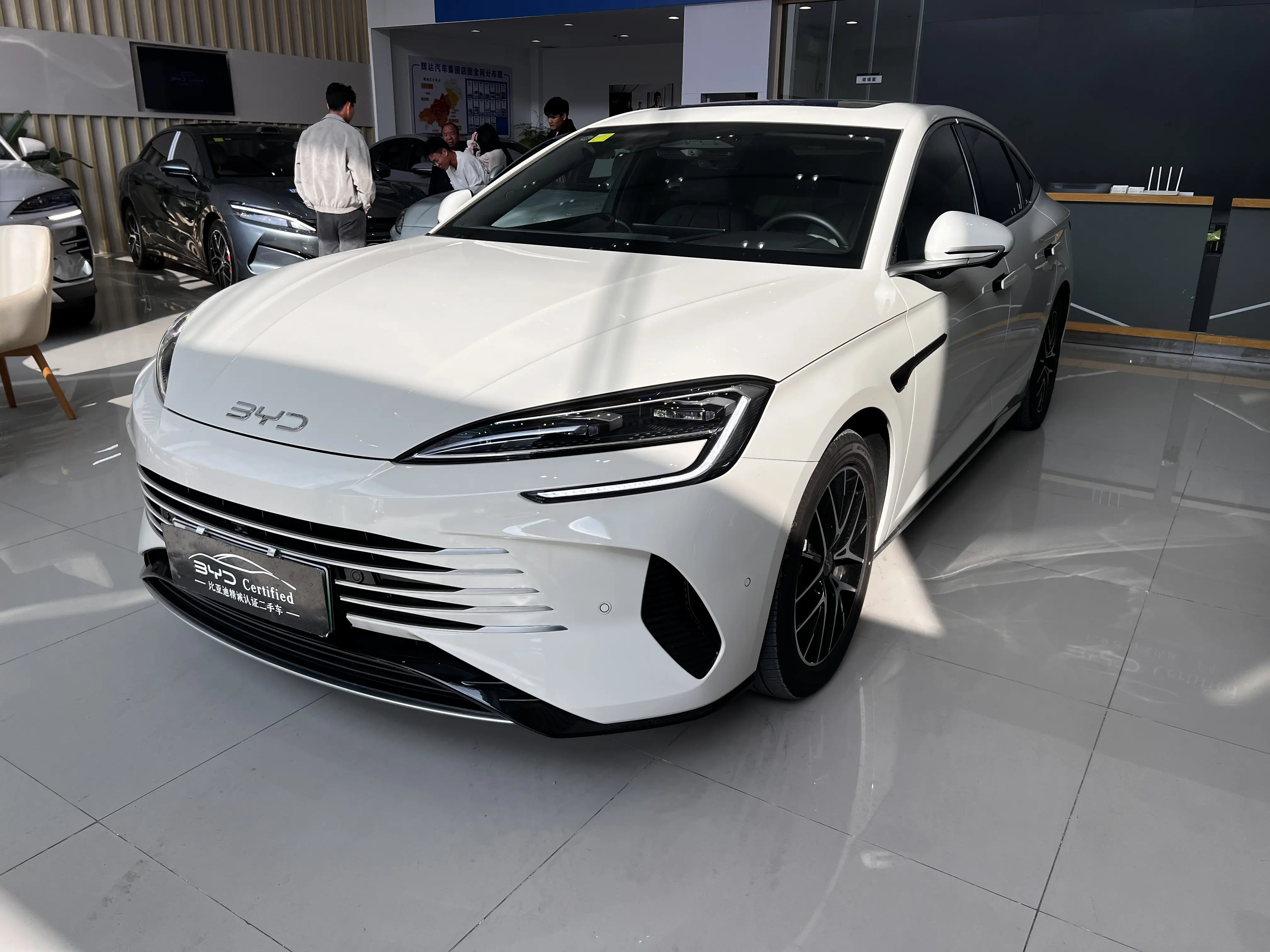 BYD Seal 07DM  из Китая