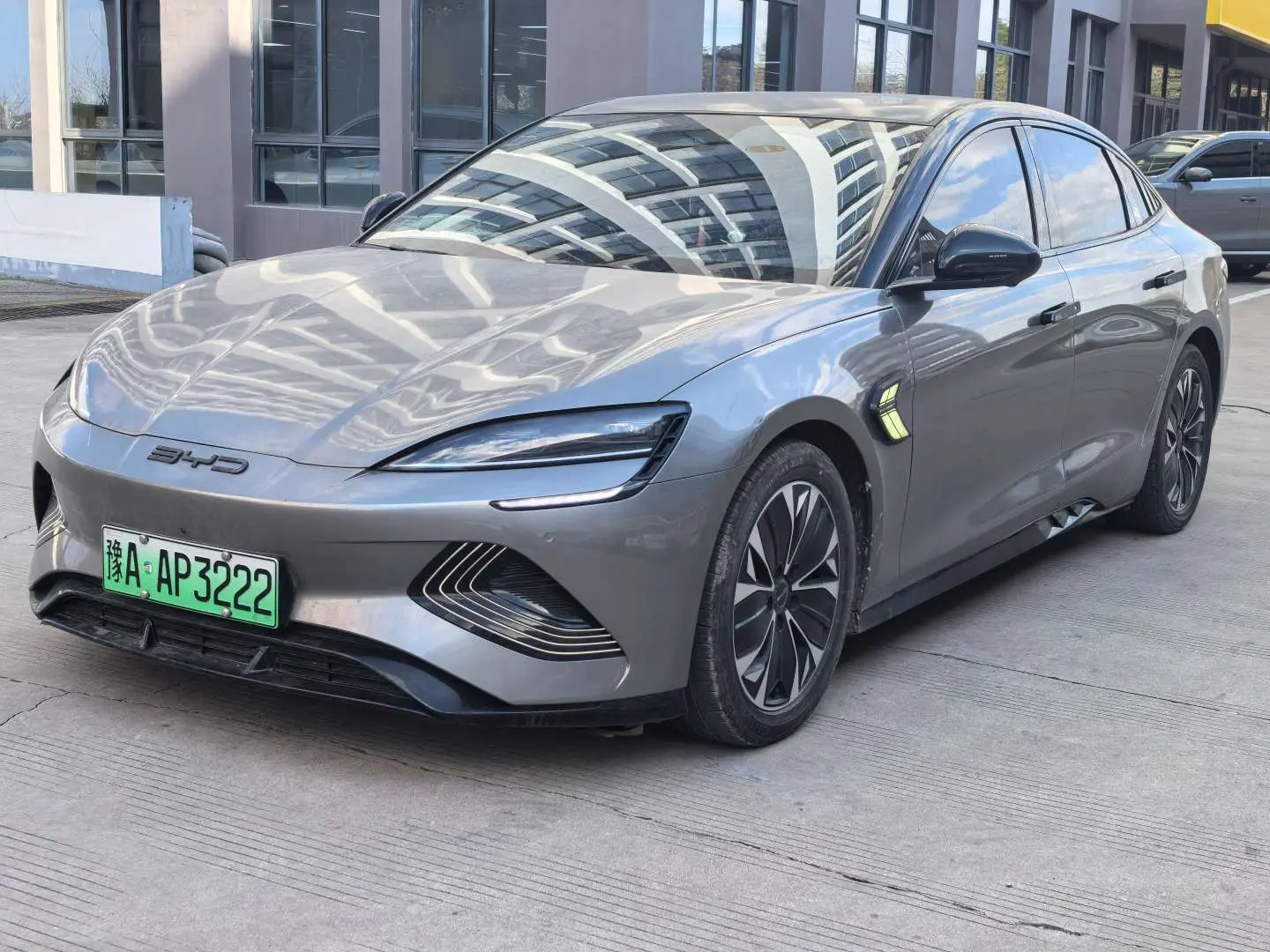 BYD Seal  из Китая