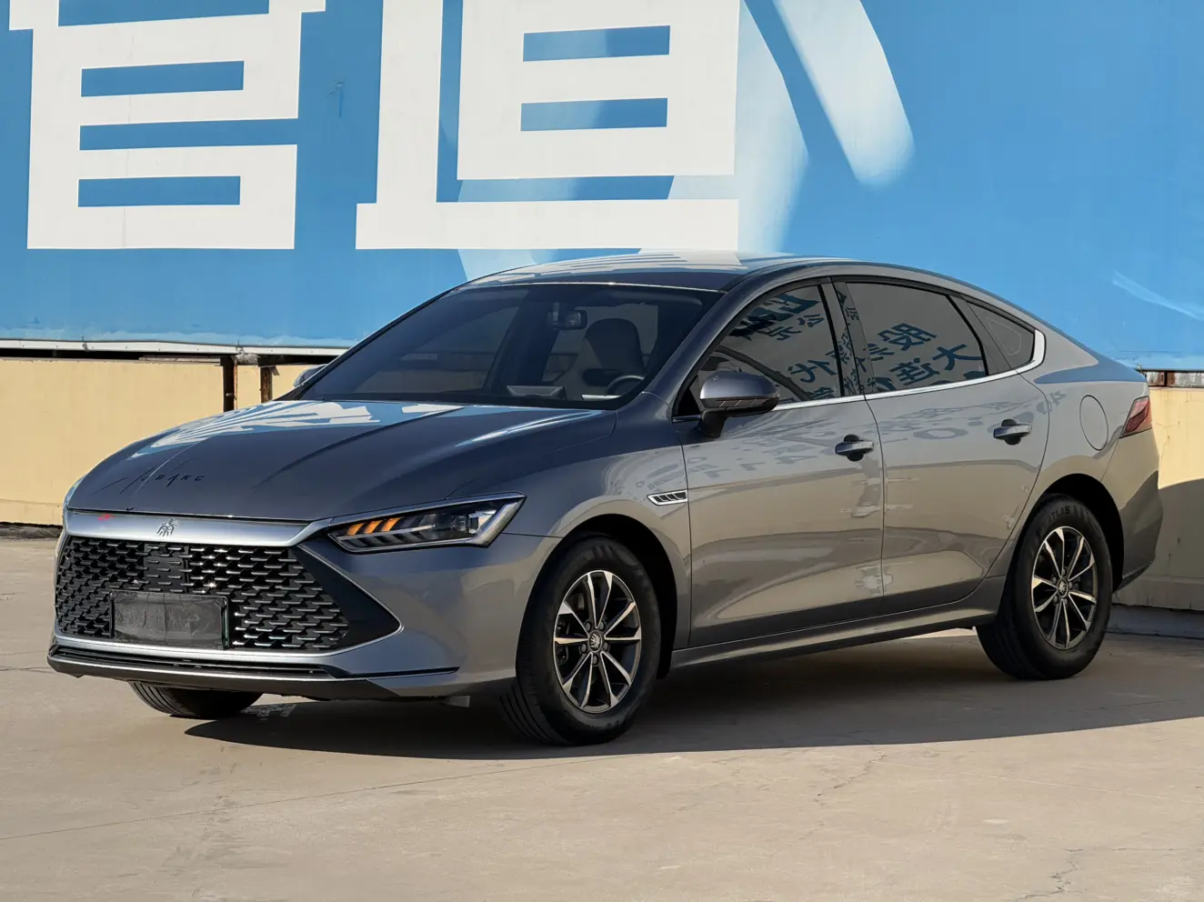 BYD Qin PLUS DM  из Китая