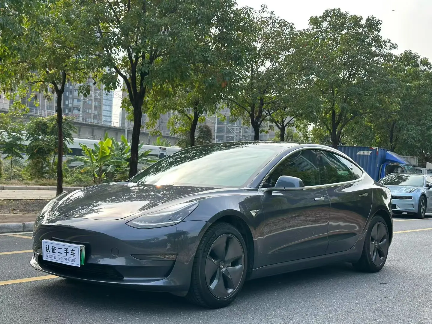 Tesla Model 3  из Китая