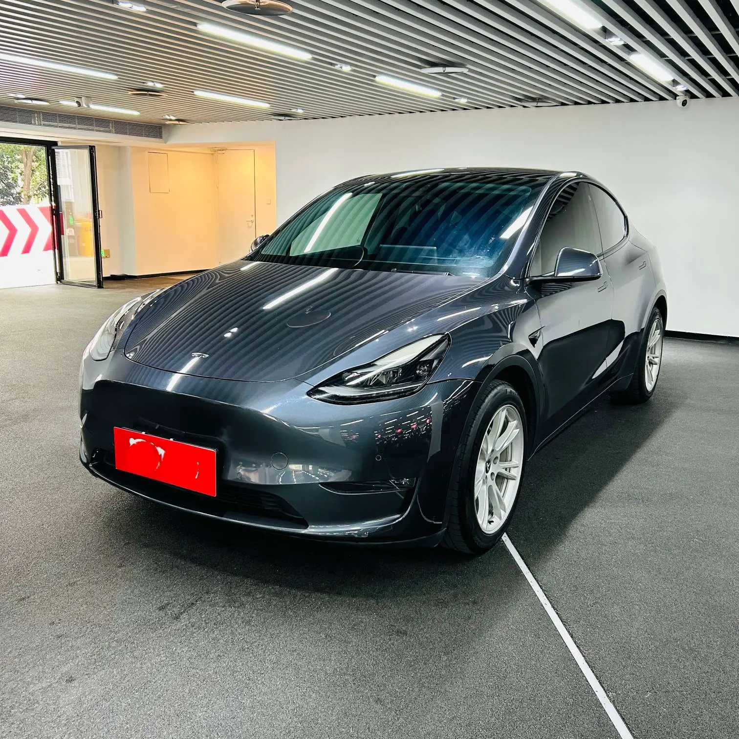 Tesla Model Y  из Китая