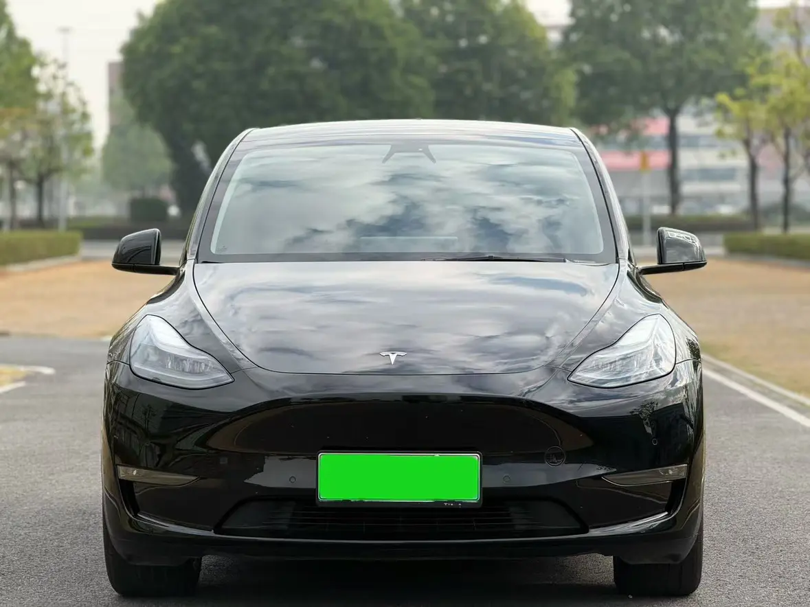 Tesla Model Y  из Китая