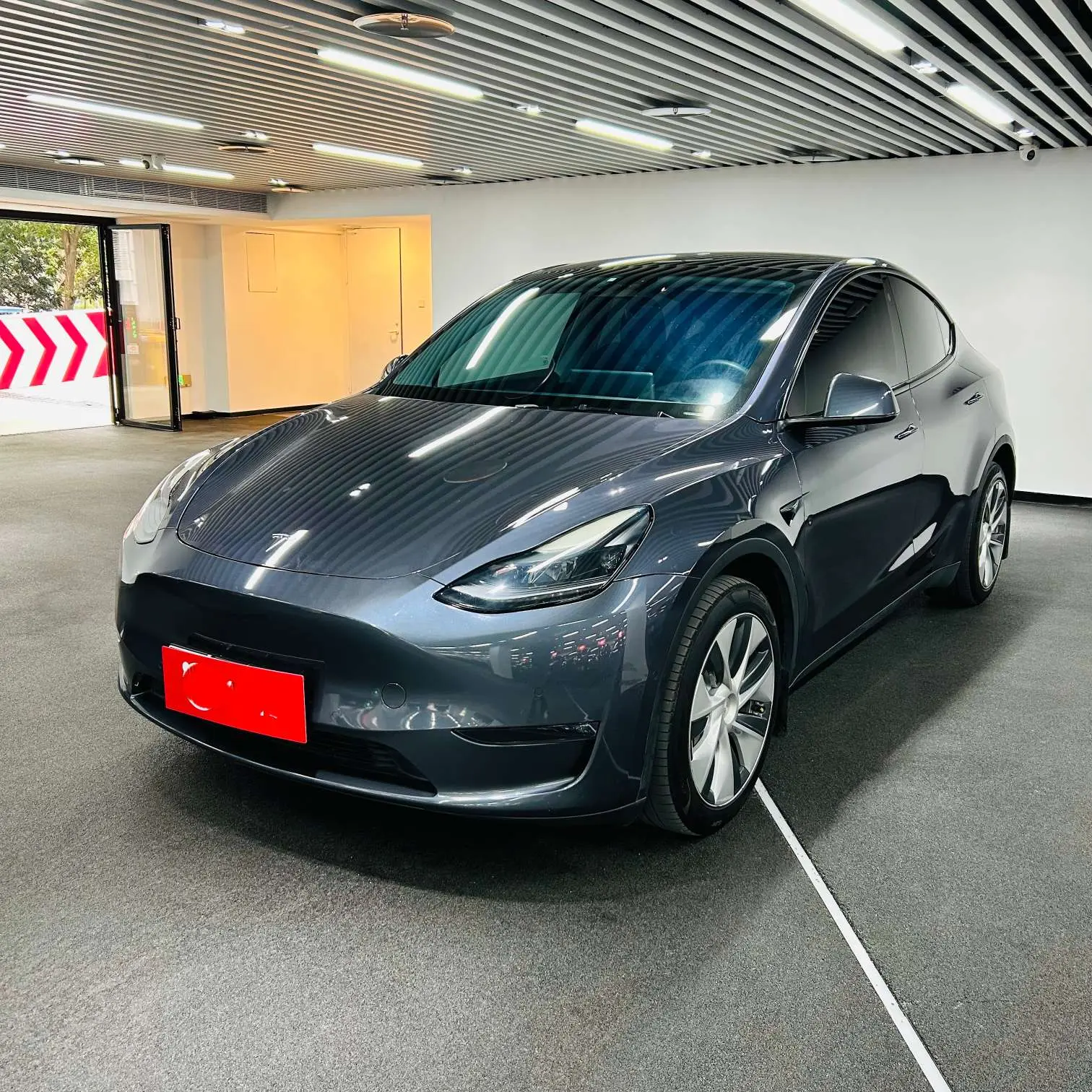 Tesla Model Y  из Китая