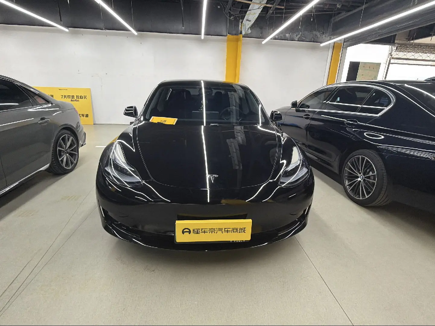 Tesla Model 3  из Китая