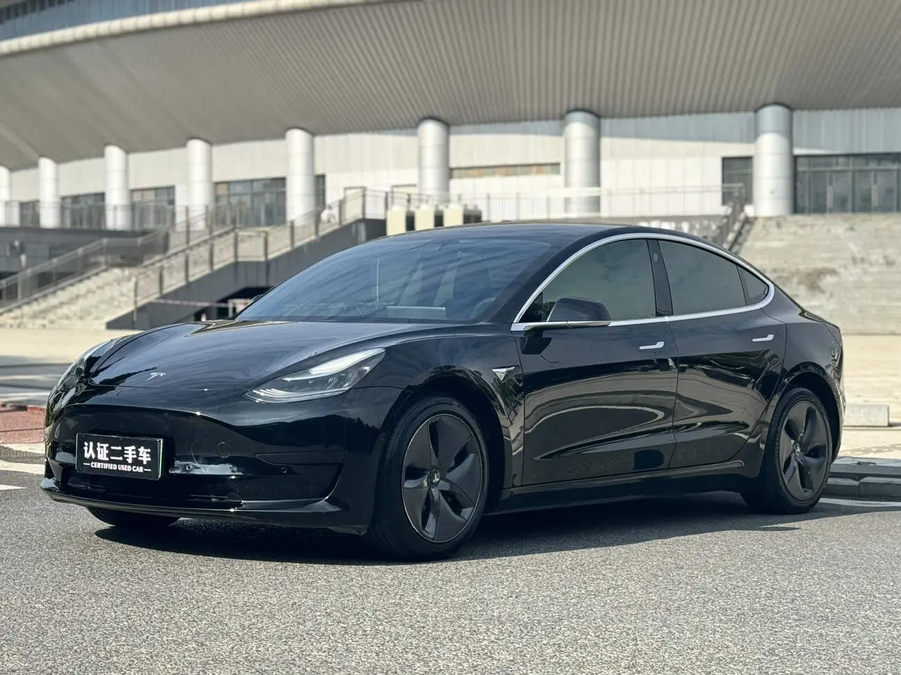 Tesla Model 3  из Китая