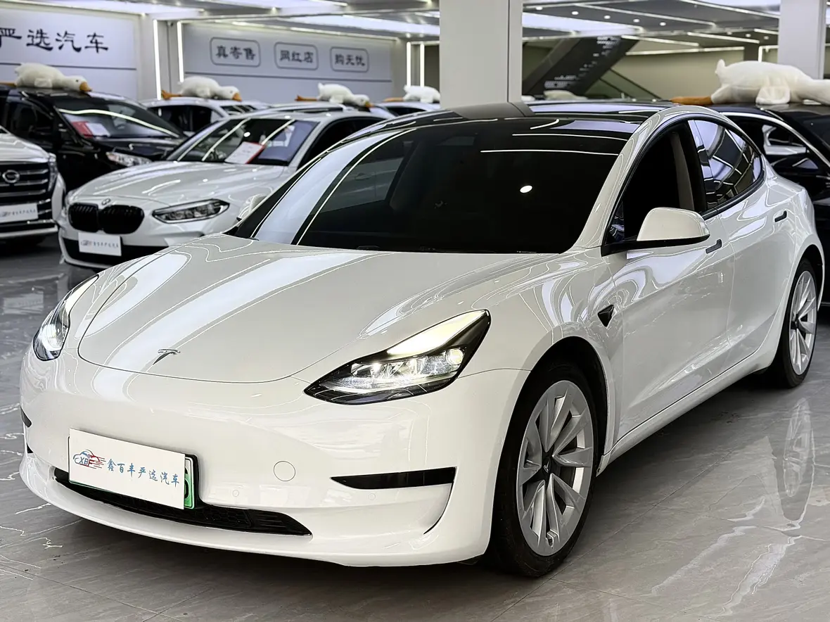 Tesla Model 3  из Китая