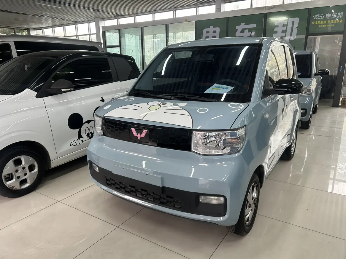 Wuling Hongguang MINIEV  из Китая